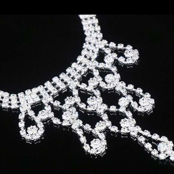 *SOLD on Offer Up * Crystal Boho Anklet w/Ring - Picture 3 of 5